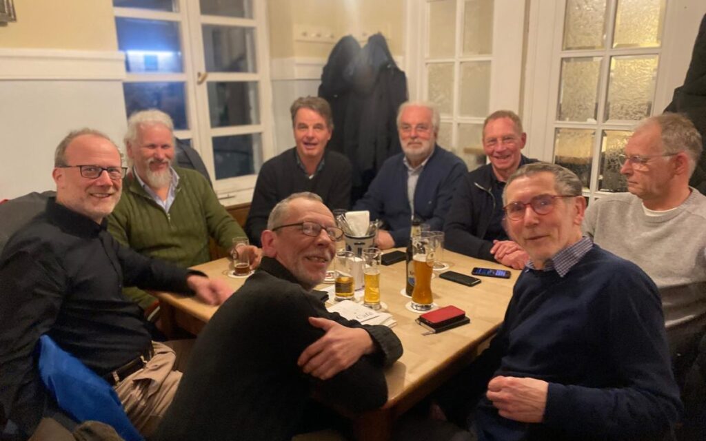 v.l. David May, Peter Kramm, Jens Baganz, Karl Döhler, Volker Dombei, Michael Büsselmann, Peter Lancashire, Michael Kiefer, es fehlt: Alexander Hartmann Foto: Privat