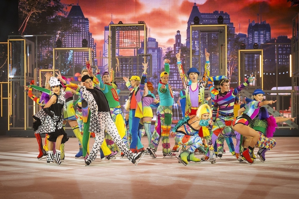 HORIZONS – Feel the City Beat mit HOLIDAY ON ICE in Düsseldorf: Ein urbanes Eisspektakel mit Sarah Engels