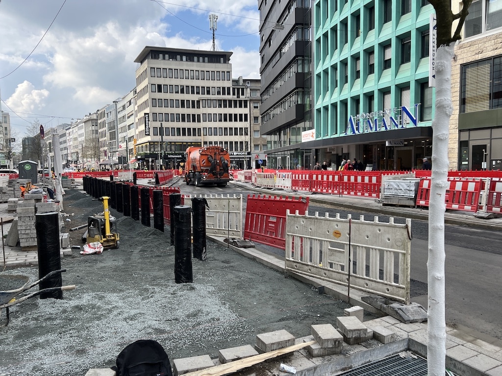 Baumaßnahmen "Am Wehrhahn" gestartet © Lokalbuero