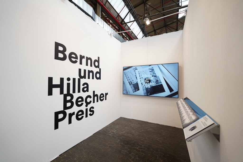 Das Programm der Bernd-und-Hilla-Becher-Preis-Woche wird dieses Jahr erstmals an einem eigenen Stand auf der Art Düsseldorf (11. bis 13. April) vorgestellt © Landeshauptstadt Düsseldorf/Kulturamt