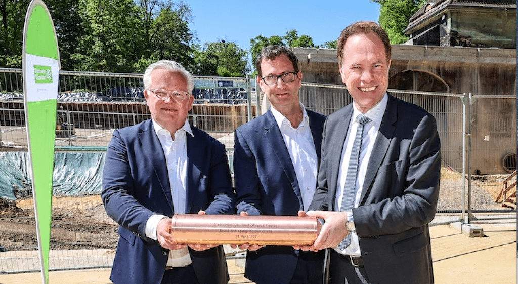 Stadtwerke Düsseldorf legen Grundstein für neuen Hochbehälter Auf der Hardt