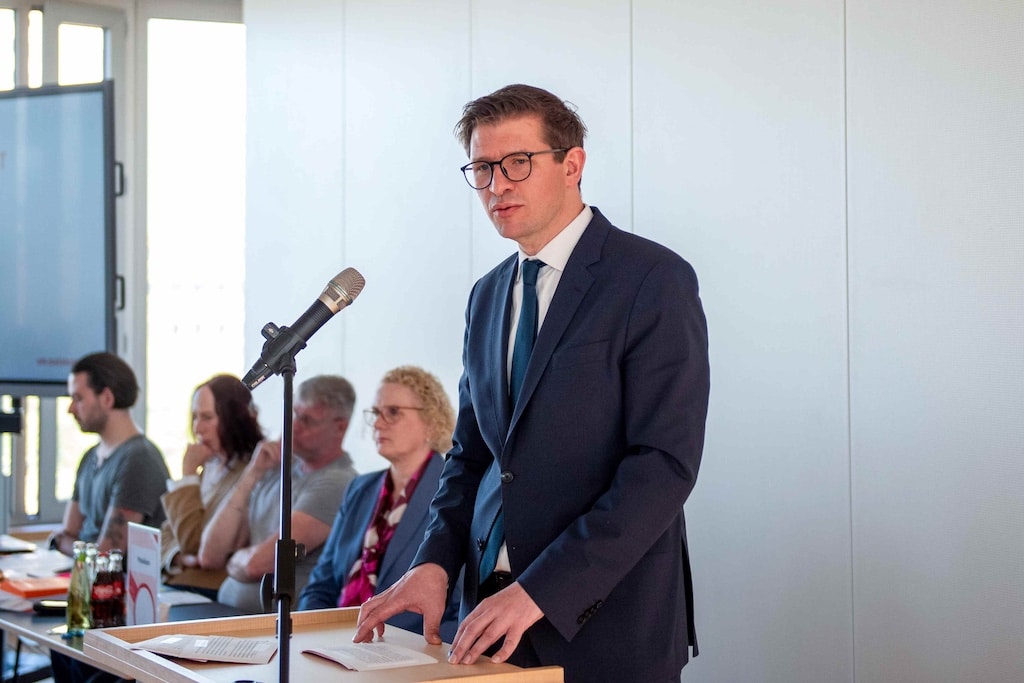 Fabian Zachel will Düsseldorfs neuer Oberbürgermeister werden