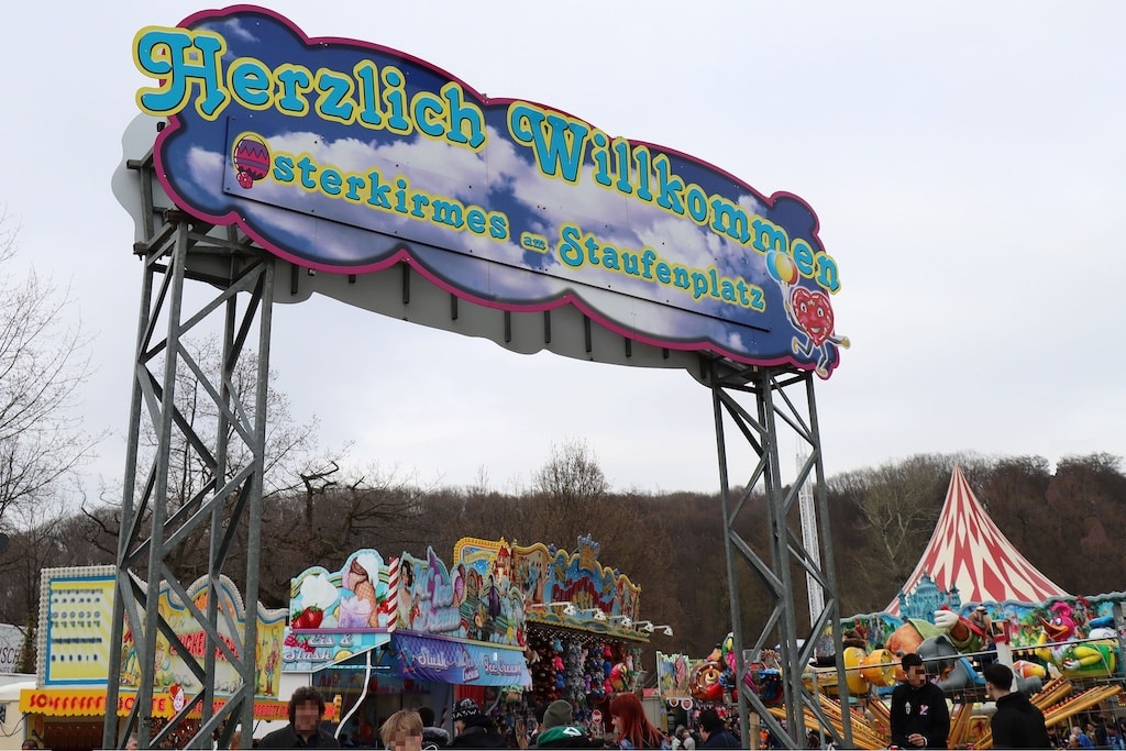 „Osterkirmes: Hello again, Popcorn und Zuckerwatte!“