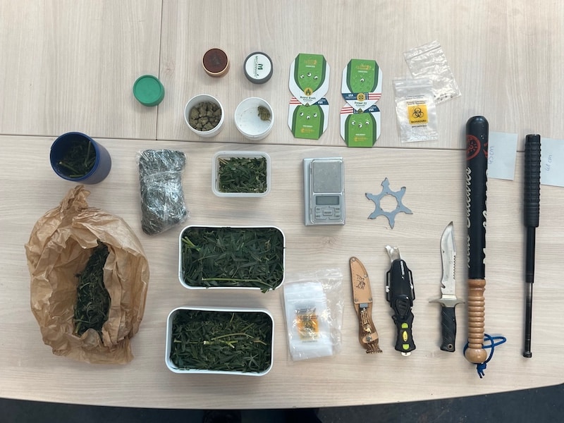 Polizeieinsatz in Düsseldorf-Wersten: Streitigkeiten führen zu Drogen- und Waffenfund