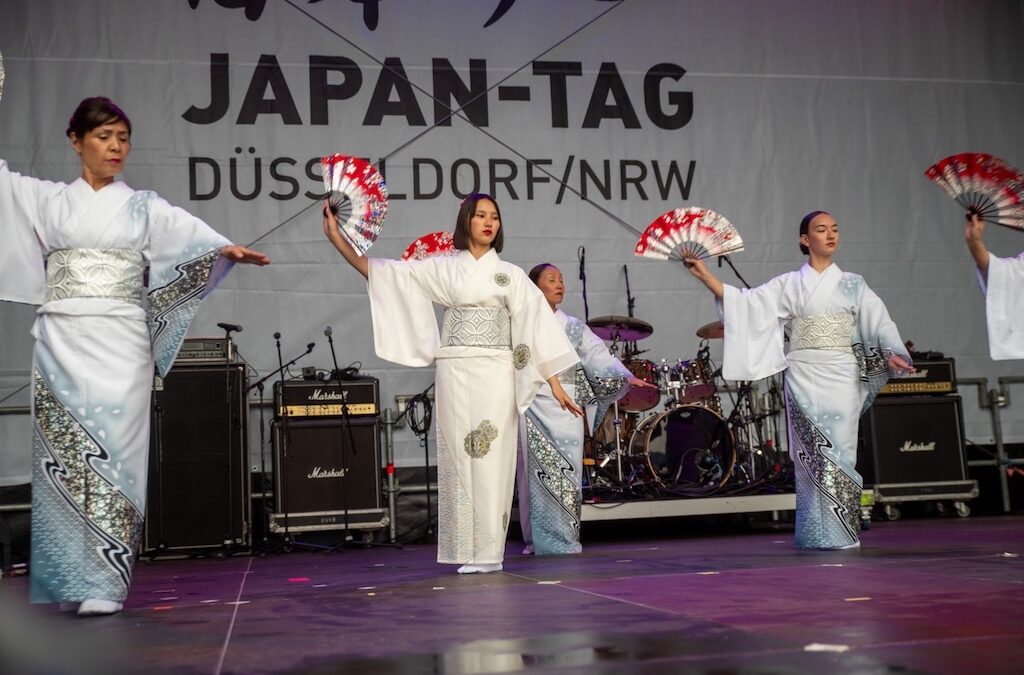 Japan-Tag: 380.000 Besucher trotzten „erhöhter Luftfeuchtigkeit“