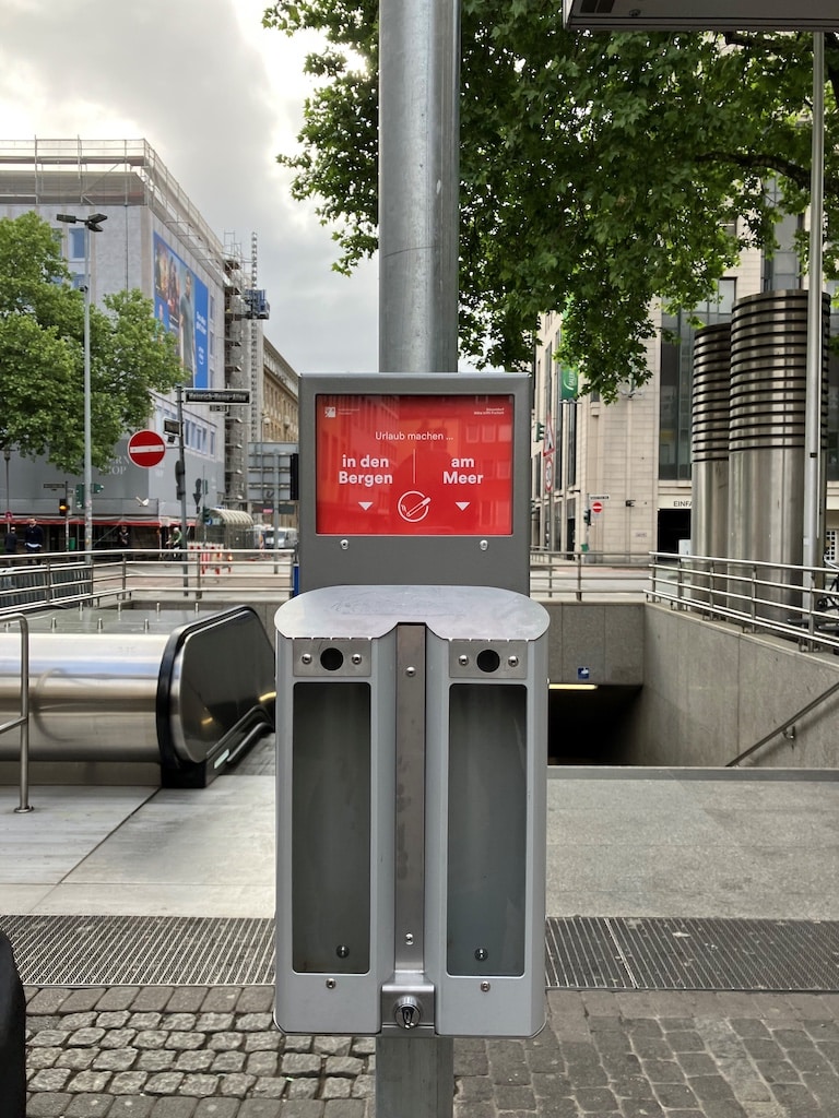 Es startet eine neue Abstimmrunde: "Urlaub in den Bergen oder am Meer?". Dadurch soll nicht nur das Umweltbewusstsein weiter geschärft, sondern auch die Vorfreude auf die Urlaubszeit geweckt werden. © Landeshauptstadt Düsseldorf/Umweltamt Es startet eine neue Abstimmrunde: "Urlaub in den Bergen oder am Meer?". Dadurch soll nicht nur das Umweltbewusstsein weiter geschärft, sondern auch die Vorfreude auf die Urlaubszeit geweckt werden. © Landeshauptstadt Düsseldorf/Umweltamt