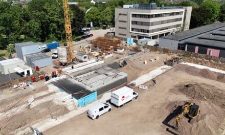 Eine neue Vierfachsporthalle in Bilk: Grundsteinlegung an der Redinghovenstraße