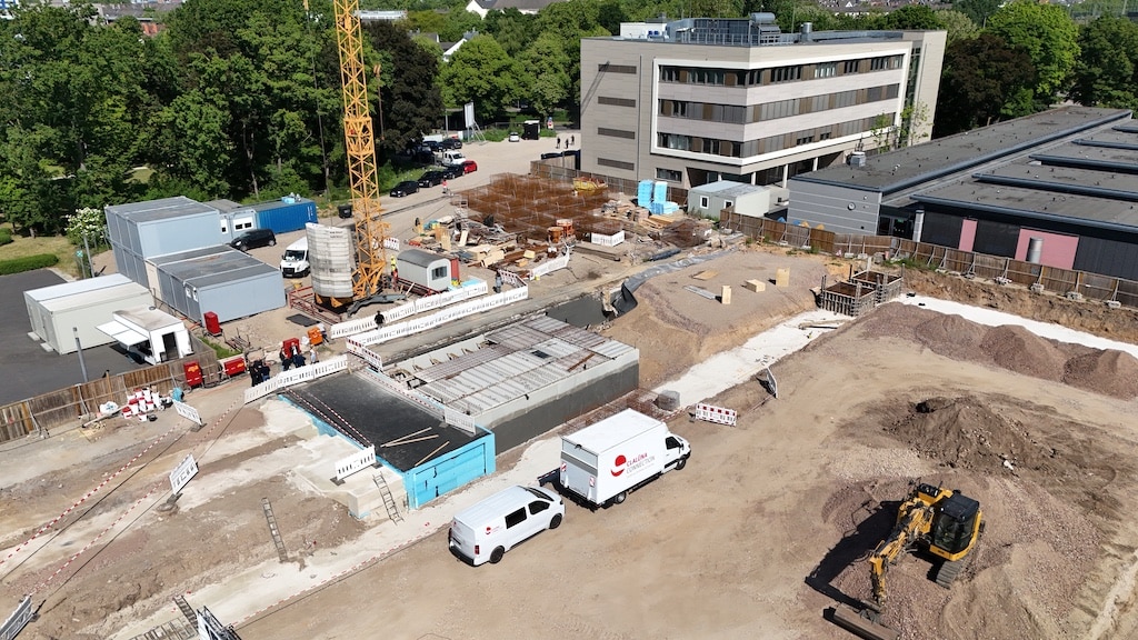 Eine neue Vierfachsporthalle in Bilk: Grundsteinlegung an der Redinghovenstraße