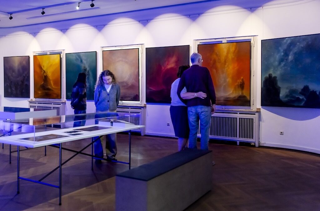 Spiritualität trifft Science-Fiction: “Heinrich Wendels Kosmos” im Theatermuseum
