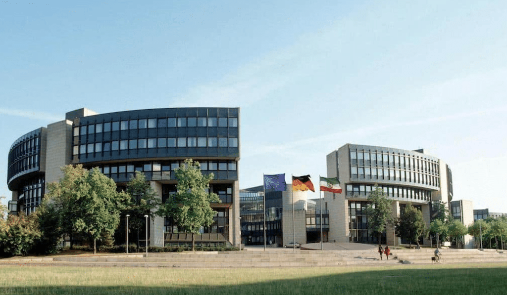 Tag der offenen Tür im Düsseldorfer Regierungsviertel: „Hey, Demokratie!“