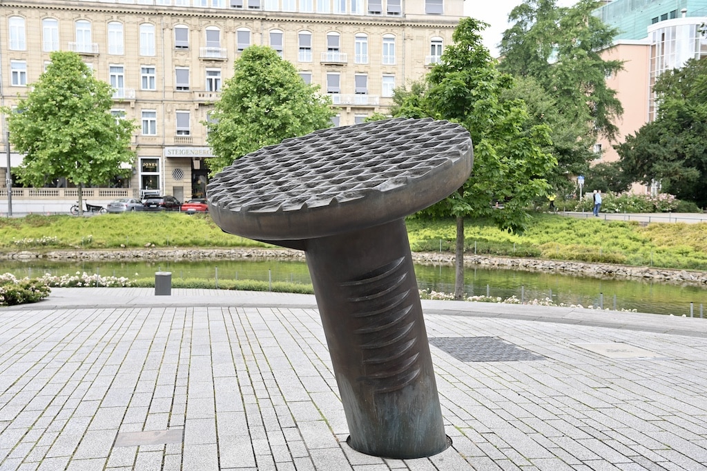 Der Uecker Nagel am KÖ Bogen © Lokalbüro