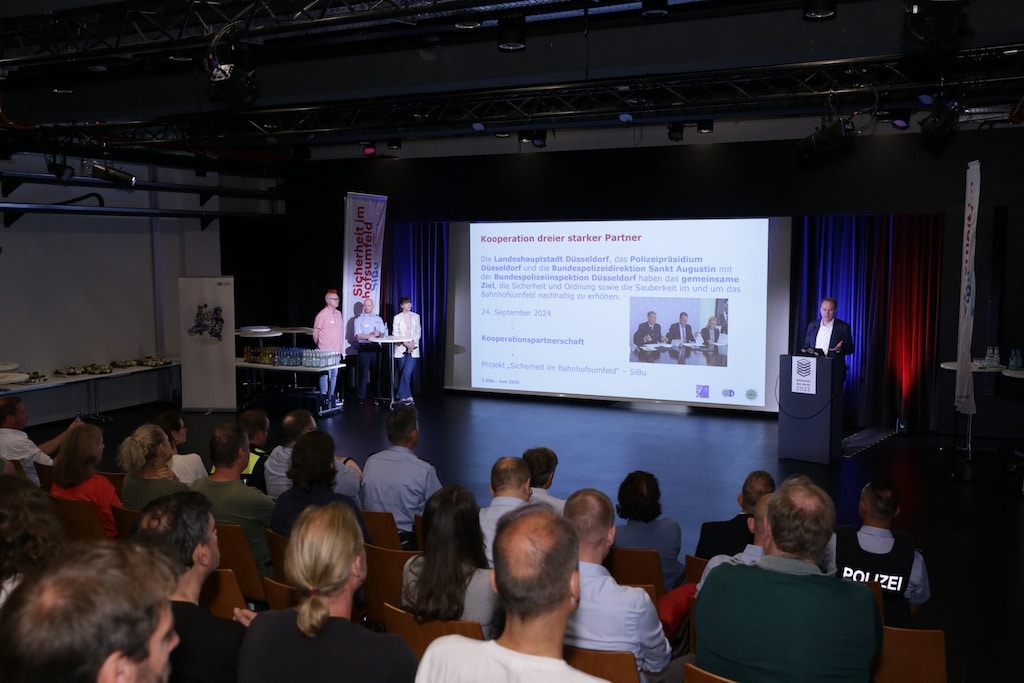 Großes Interesse bei Infoveranstaltung zu „Sicherheit im Bahnhofsumfeld“