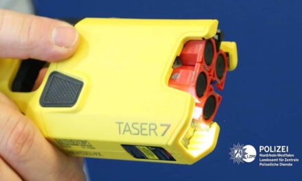 Bedrohung mit Messer in Düsseldorf-Oberbilk – Polizei setzt Distanzelektroimpulsgerät ein und nimmt Tatverdächtigen fest