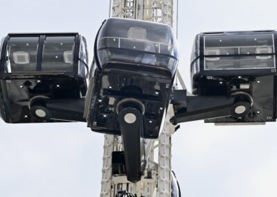 Feuerwehr aus Düsseldorf, Köln und die Werksfeuwehr von Mercdes proben den Ernstfall © Lokalbüro