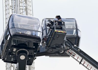 Feuerwehr aus Düsseldorf, Köln und die Werksfeuwehr von Mercdes proben den Ernstfall © Lokalbüro