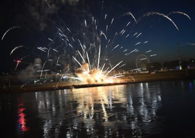 Augenblick der Explosion © Lokalbüro