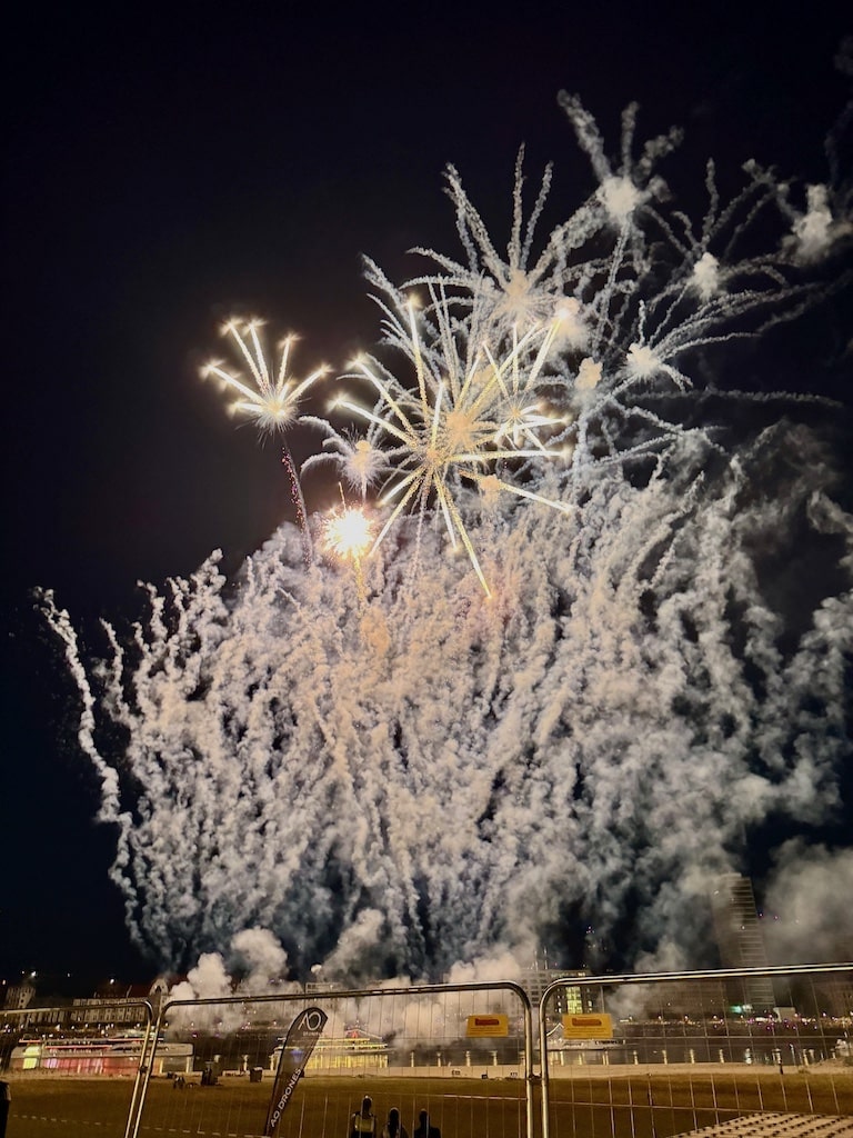 IMG_1995 Moment der Explosion © Uwe Erensmann Photo-Presse-Agentur @uepress