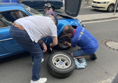 Hubanlage beschädigt wertvollen Oldtimer schwer © Manfred Fammler