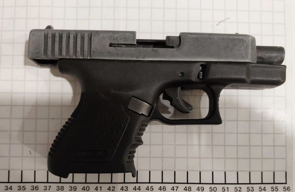 Schreckschusswaffe und Drogen: Bundespolizei nimmt Jugendlichen am Düsseldorfer Hauptbahnhof in Gewahrsam