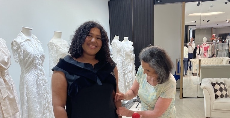 Exklusives Couture-Kleid aus Düsseldorf für „The Voice Kids“-Finalistin Khady Doumbia: UNICEF-Gala in Filzmoos im Zeichen der großen Talente