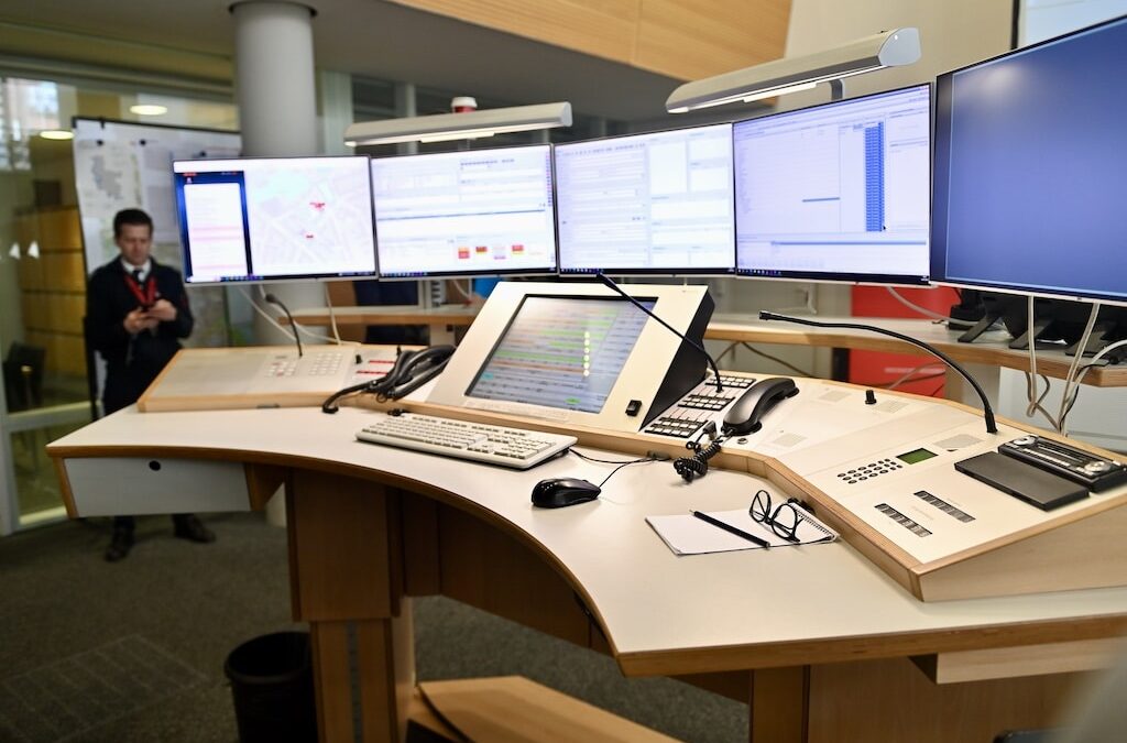 Neuer Karriereweg bei der Feuerwehr Düsseldorf: Direkteinstieg in die Leitstelle