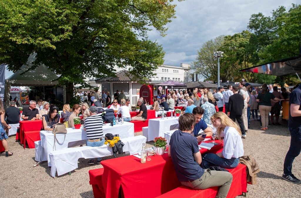 „Rennsport trifft Sterneküche: Gourmet–Renntag lockt nach Düsseldorf“