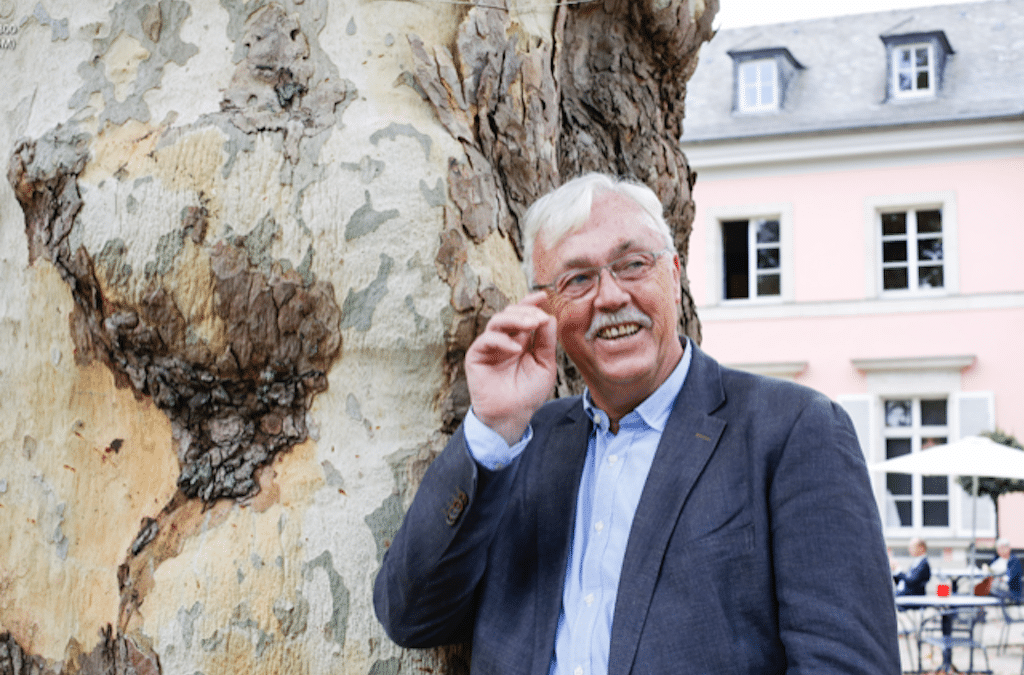 Künstlerinnen und Künstler auf dem Nordfriedhof