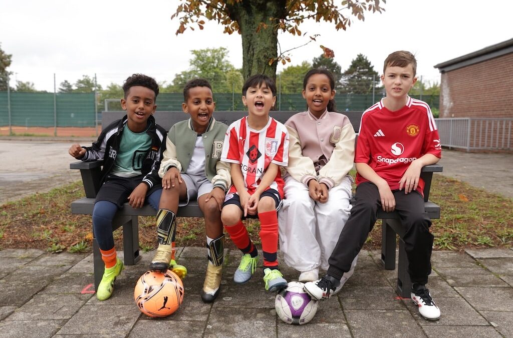 EURO-Materialien werden zu Sitzbänken