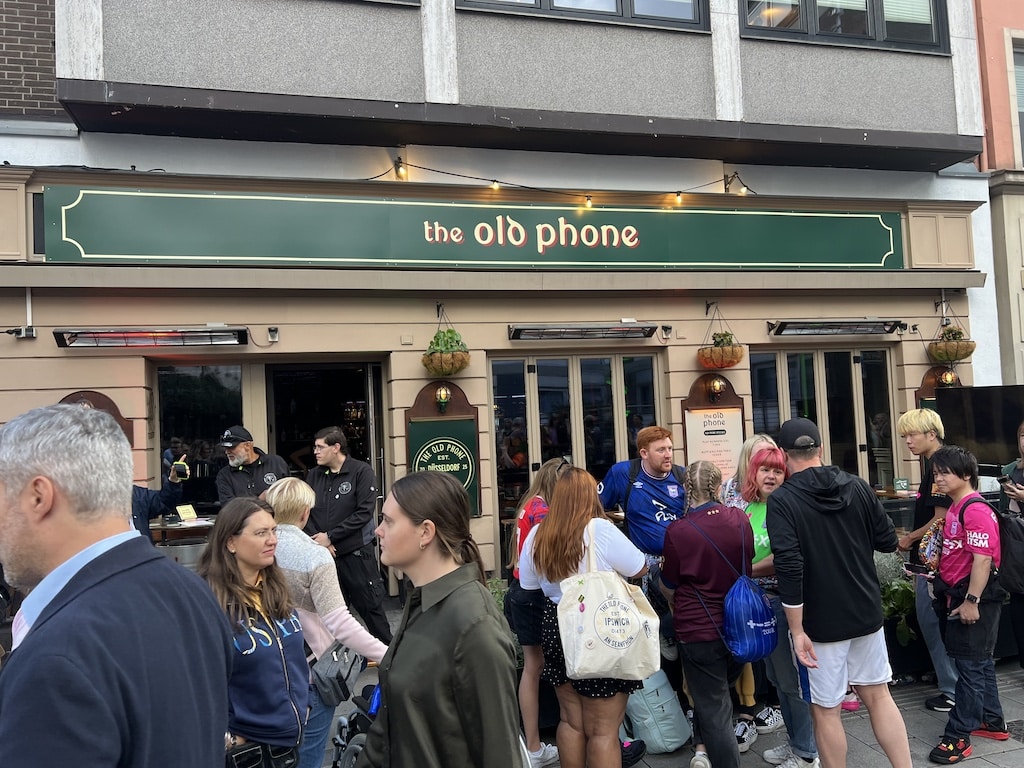 Ed Sheeran in der Düsseldorfer Altstadt © Lokalbüro