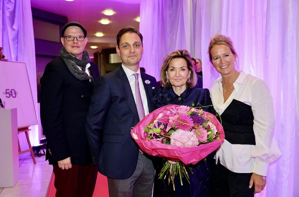 50 Jahre PIO O’KAN: Düsseldorfer Couture-Haus feiert Jubiläum