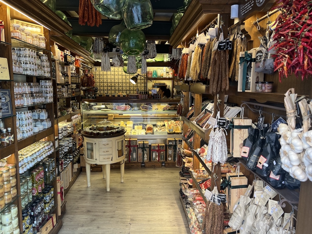 Einfuhr tierischer Lebensmittel aus Nicht-EU-Ländern verboten © Lokalbüro