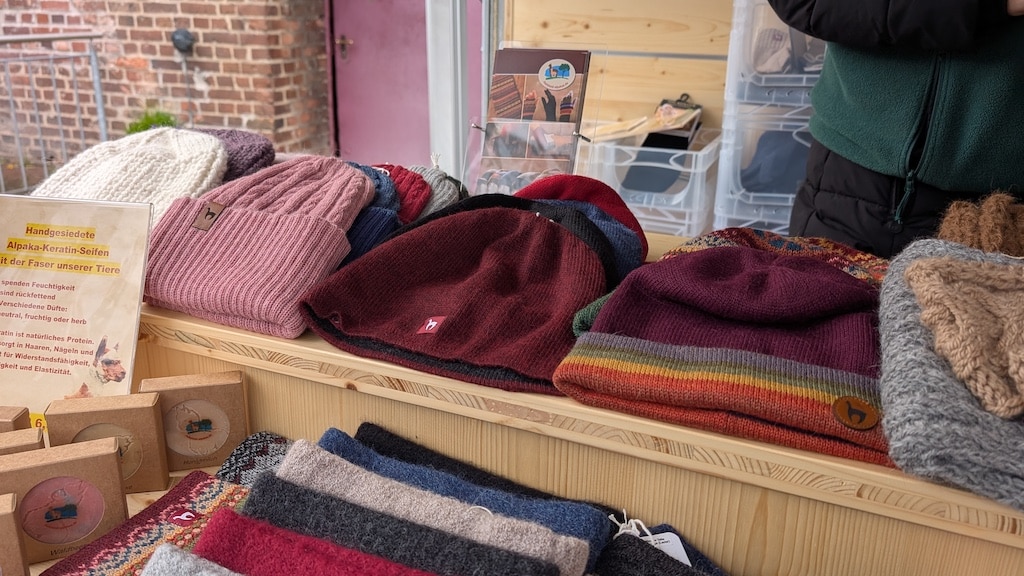 Auf dem Mühlenhof morgens um&nbsp;zehn