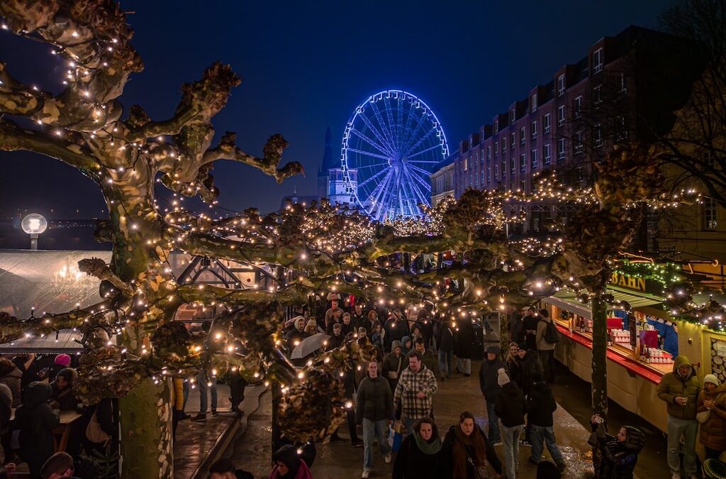 Zauber kehrt zurück ans Rheinufer – Roncalli’s Weihnachtspromenade verspricht festliche Magie mit neuem&nbsp;Glanz