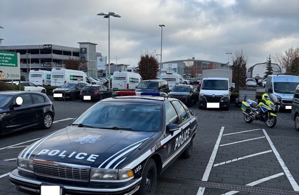 „Amerikanischer Streifenwagen“ in Düsseldorf kontrolliert – Sachverständiger stellt erhebliche Mängel fest