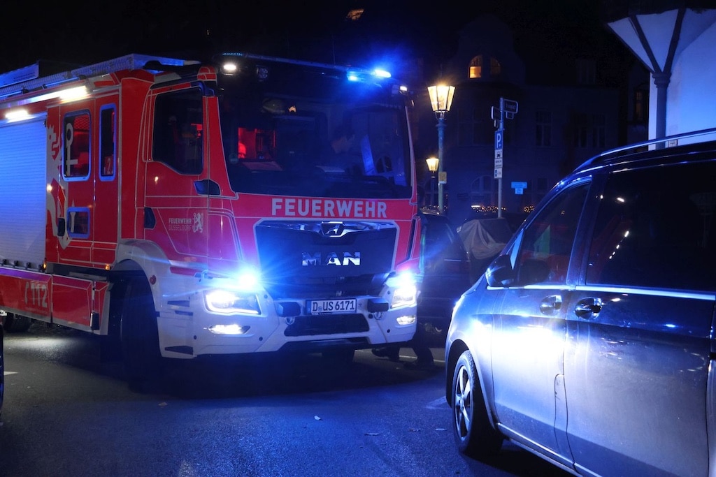 Falschparker hindern die Feuerwehr an Durchfahrt