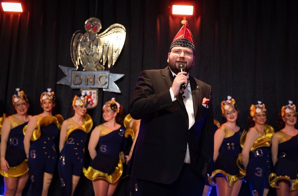 Düsseldorfer Narrencollegium präsentiert: Internationale Sitzung 2026 – Zwischen Zeitgeist und Zwerchfell