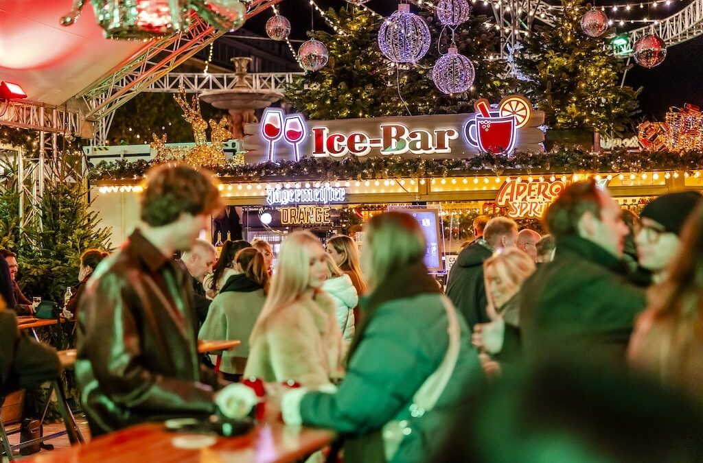Winterwelt auf der Kö eröffnet – Glanzvoller Start für „Kö on&nbsp;Ice“