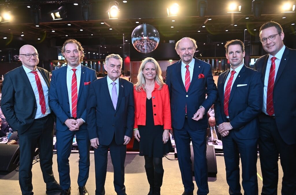 Innenminister Herbert Reul mit Großer Goldener Jan-Wellem-Medaille ausgezeichnet