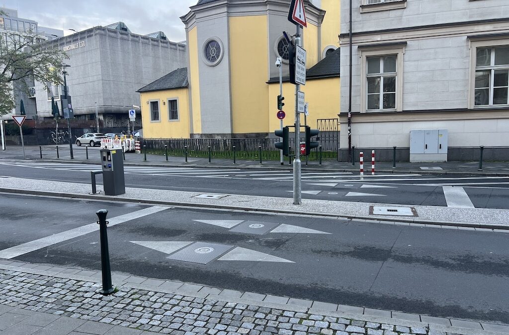 Hubpoller an der Mühlenstraße nach Unfall wieder einsatzbereit