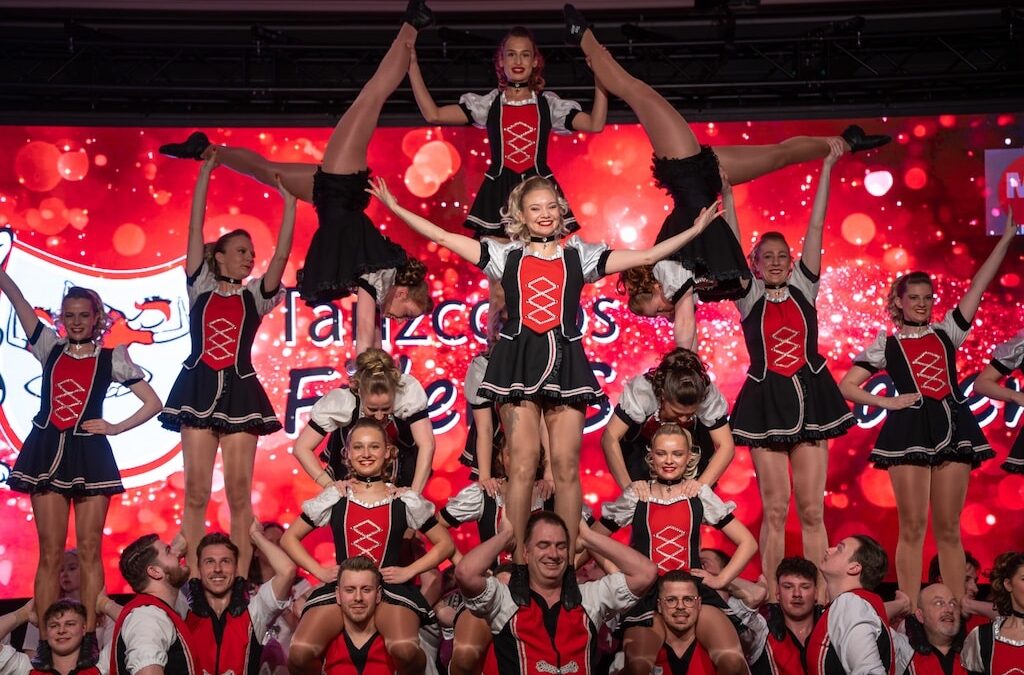 Närrisches Handwerk feiert im Hilton