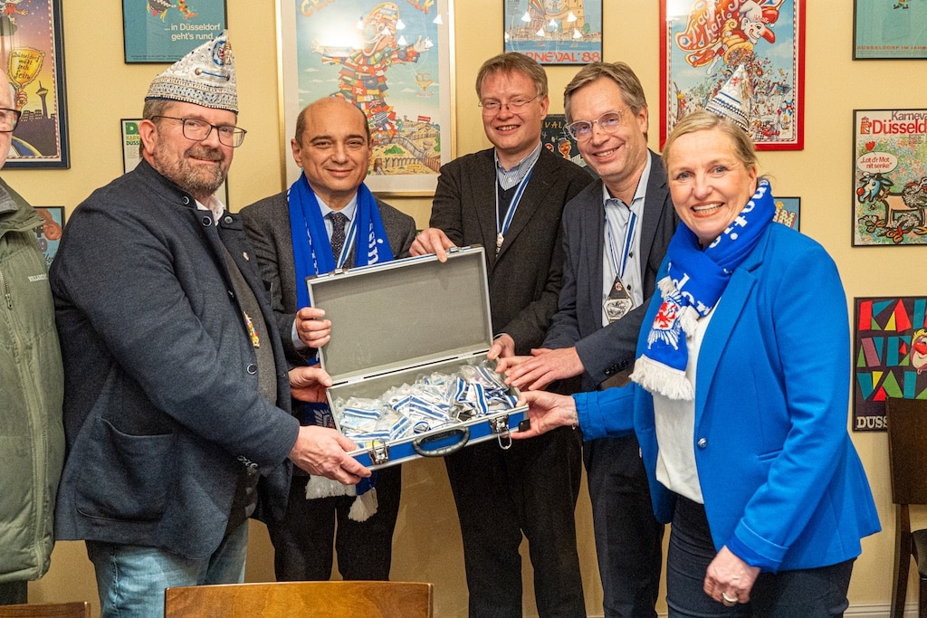 Frank Minutillo, Basil Kerski, Dr. Jürgen Peter Schmied, Florian Melchert und Ute Hei-erz-Krings  © LB / Olaf Oidtmann