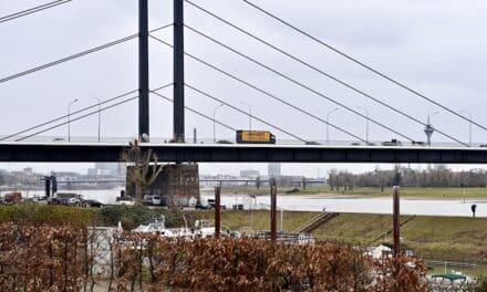 Austausch der Messgeräte an der Theodor-Heuss-Brücke erfolgt