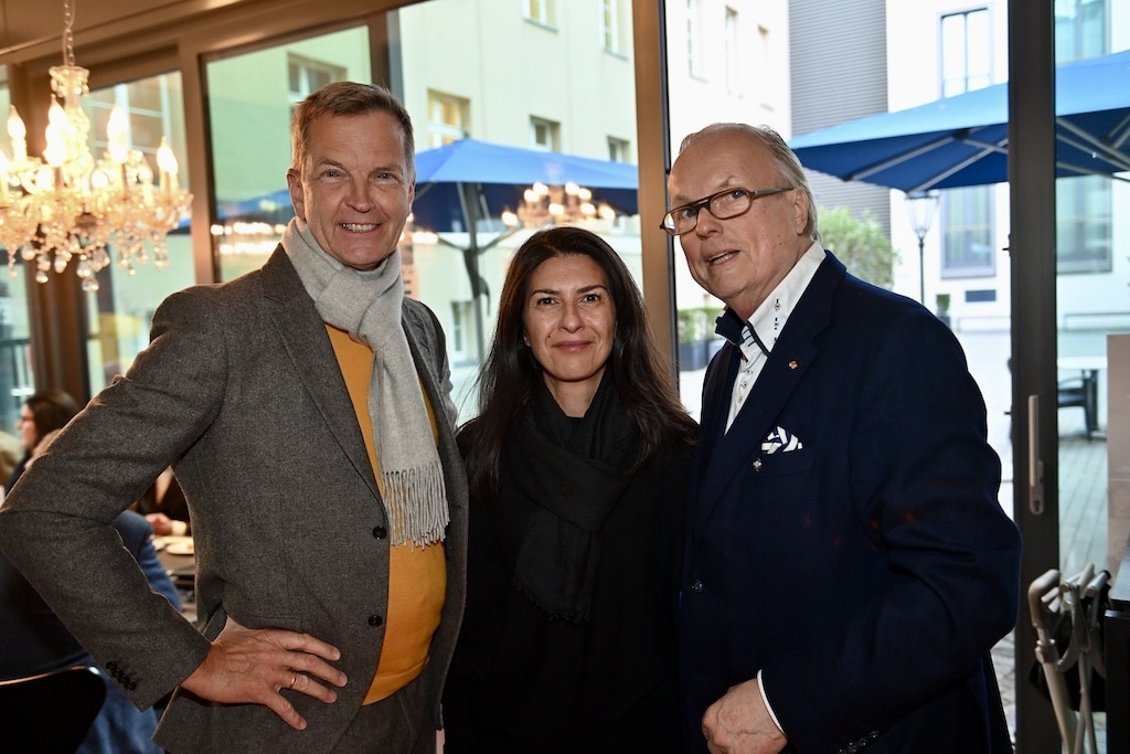 Bürgermeister Josef Hinkel, Staatsministerin im Auswärtigen Amt, Serap Güler und Heribert Klein © Lokalbüro