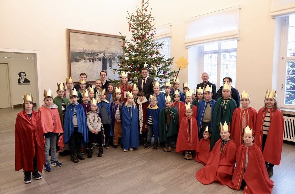 Sternsinger machen Station im Rathaus