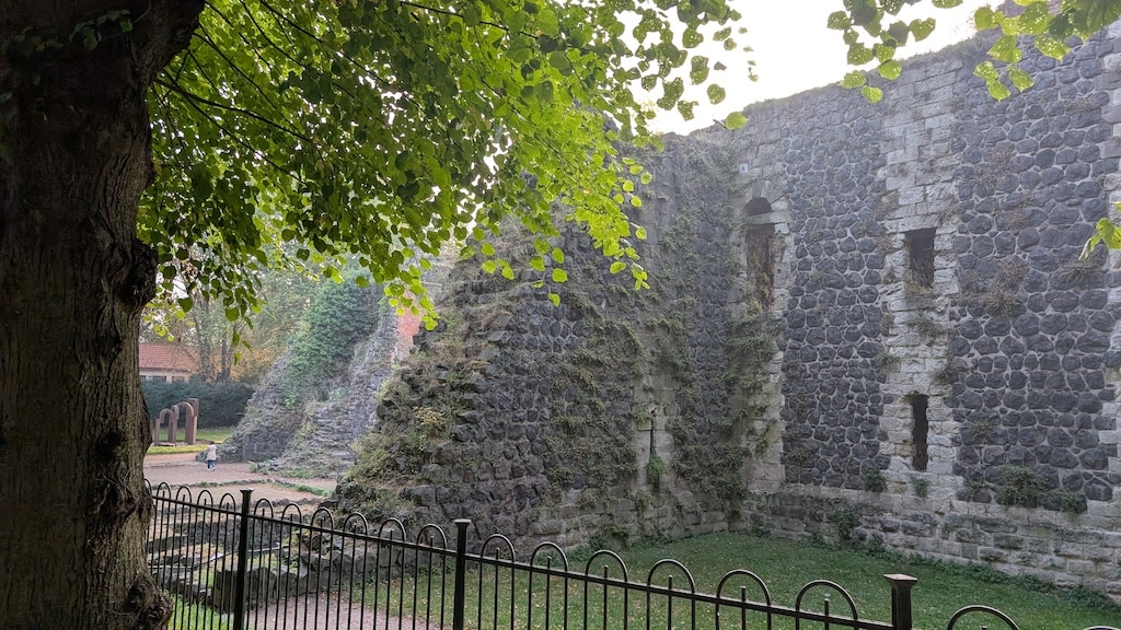 Ein Ausflug nach Kaiserswerth lohnt sich immer, nicht nur zum Philo-Café © Gabriele Schreckenberg