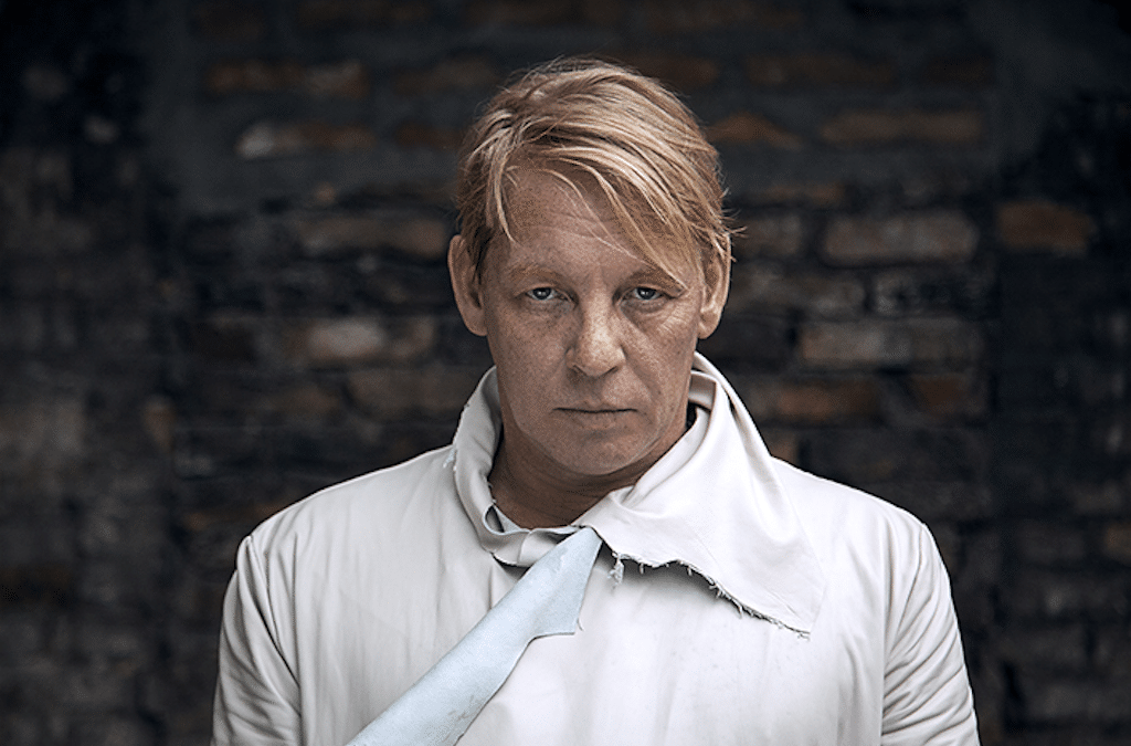 Ben Becker feiert Jubiläum in Düsseldorf: „Ich, Judas“ in der Johanneskirche