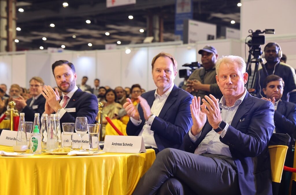 Indien-Reise: Austausch zu digitalem Bürgerservice, Gesundheitsbranche und Textilwirtschaft