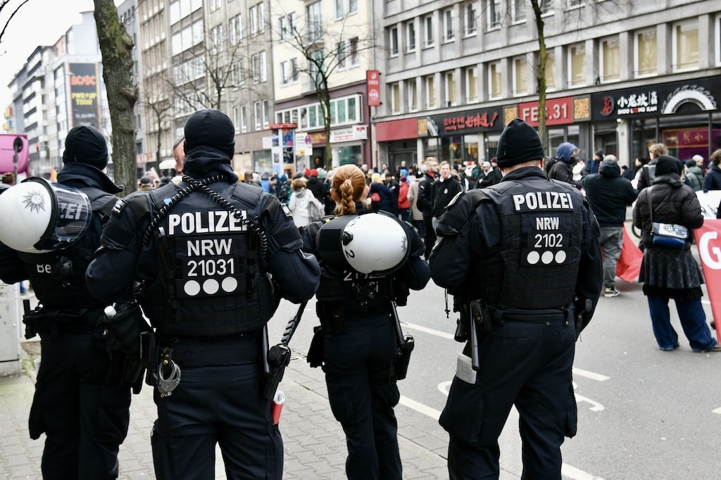 Symbolbild Polizei bei Demons © Lokalbüro