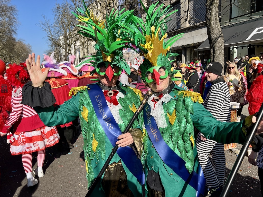 Straßenkarneval in seiner schönsten Form © Lokalbüro