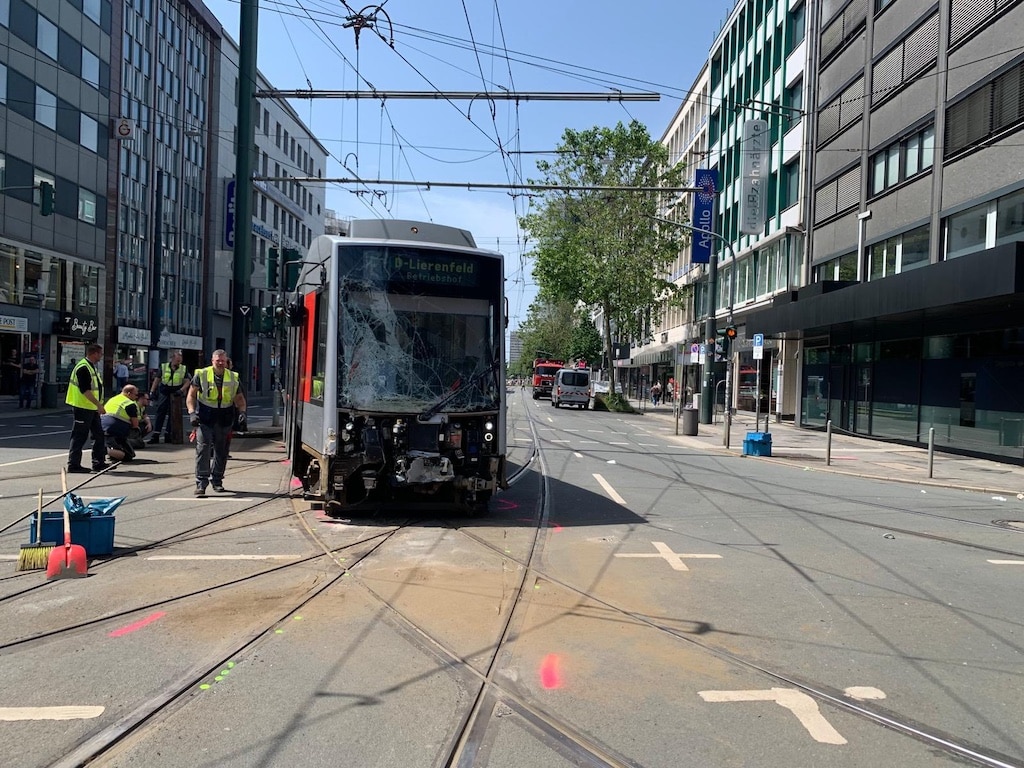 Unfall zweier Straßenbahnen © LB / Olaf Oidtmann